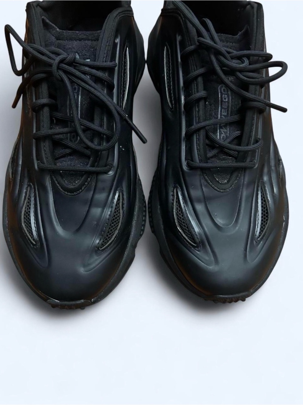 adidas Originals Ozweego Celox Men's Triple Black Sneakers GZ5230